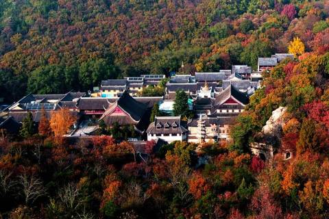 栖霞古寺